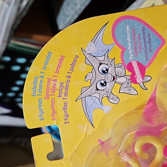 Fingerlings Minis Series 2 Joy New sealed - Picture 4 of 8